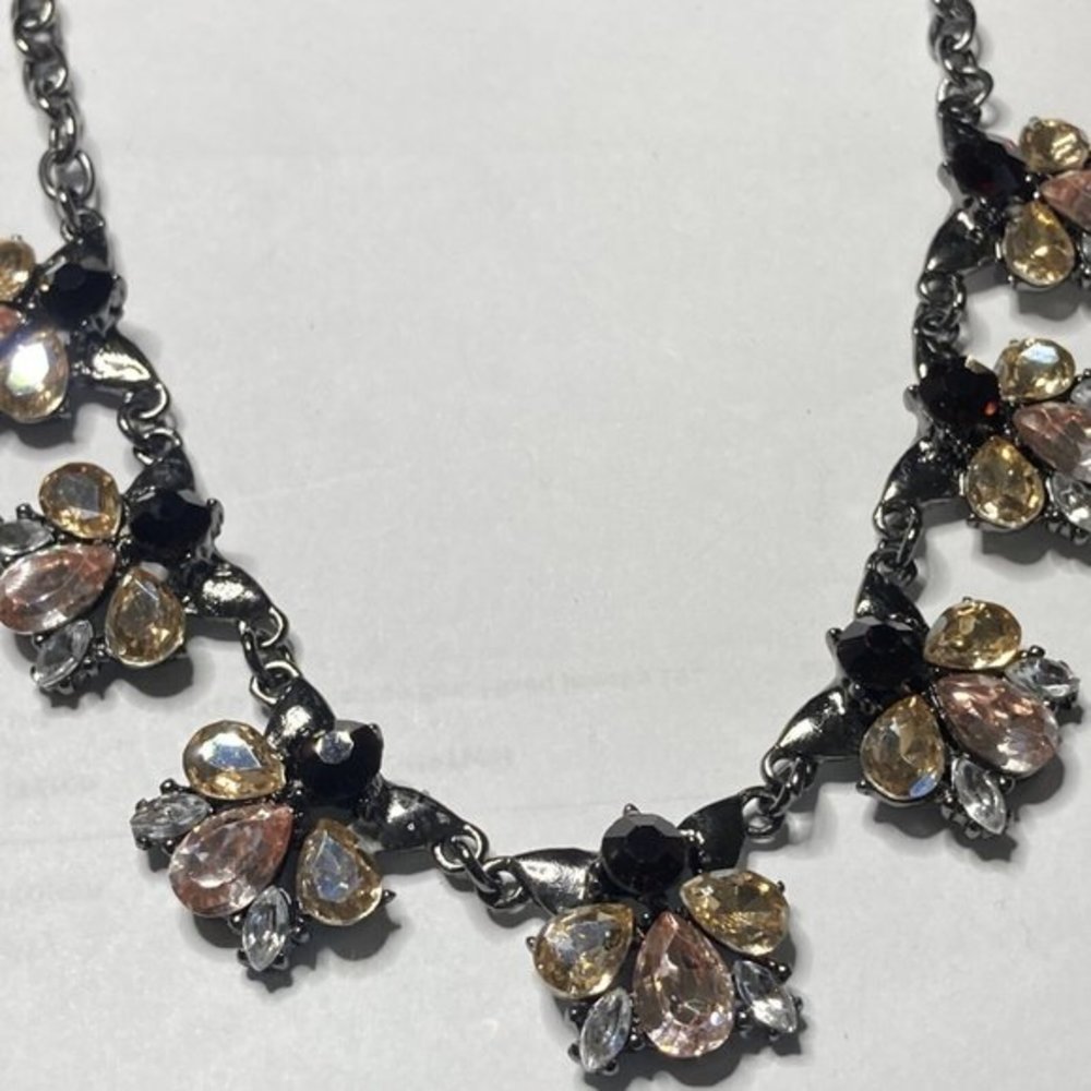 Statement Trendy Gun Metal Crystals Cluster Chain 16" Deep Red Pink Necklace‎